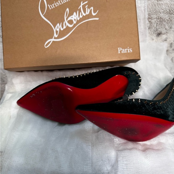 Christian Louboutin velvet dark green Studded Heels - Picture 3 of 6